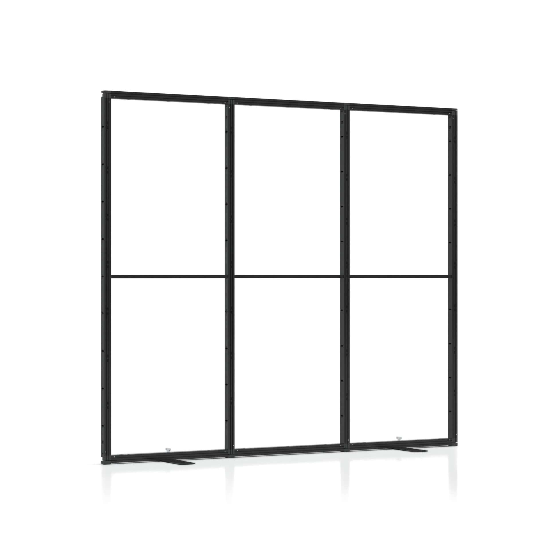 Beursstand Een groot rechthoekig vrijstaand metalen frame met drie verticale secties en twee horizontale steunbalken, staand op twee platte poten, tegen een witte achtergrond.