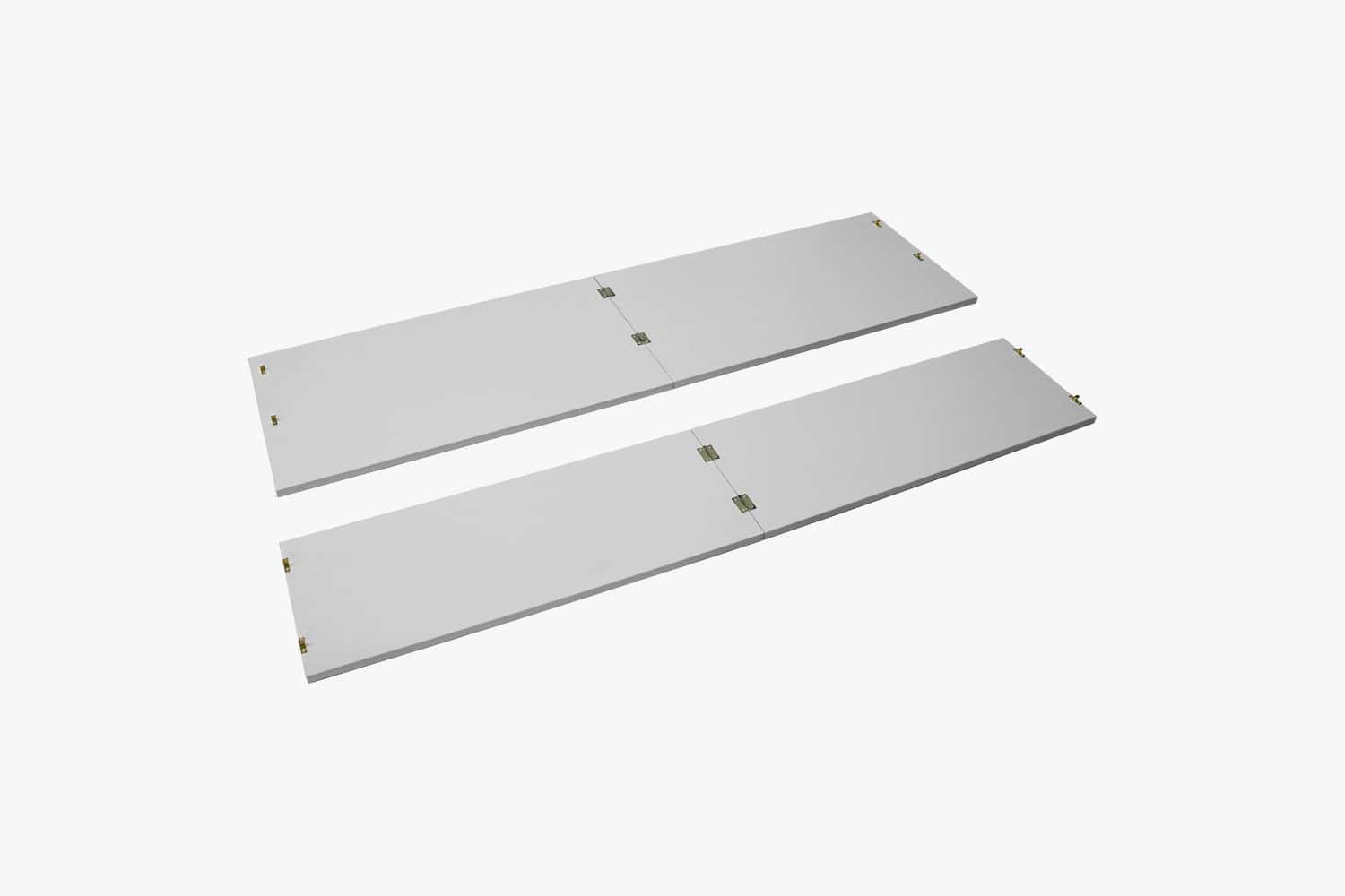 Beursstand Twee lange, witte rechthoekige panelen van de Portable LED balie - Expo 150x100cm, elk gesplitst door een centraal metalen scharnier, worden plat en parallel op een effen witte achtergrond gelegd.